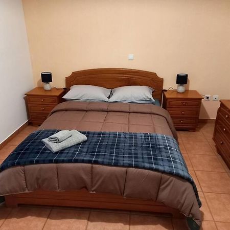 טריפוליס Άνετο Κεντρικό Διαμέρισμα Με 2 Υπνοδωμάτια מראה חיצוני תמונה
